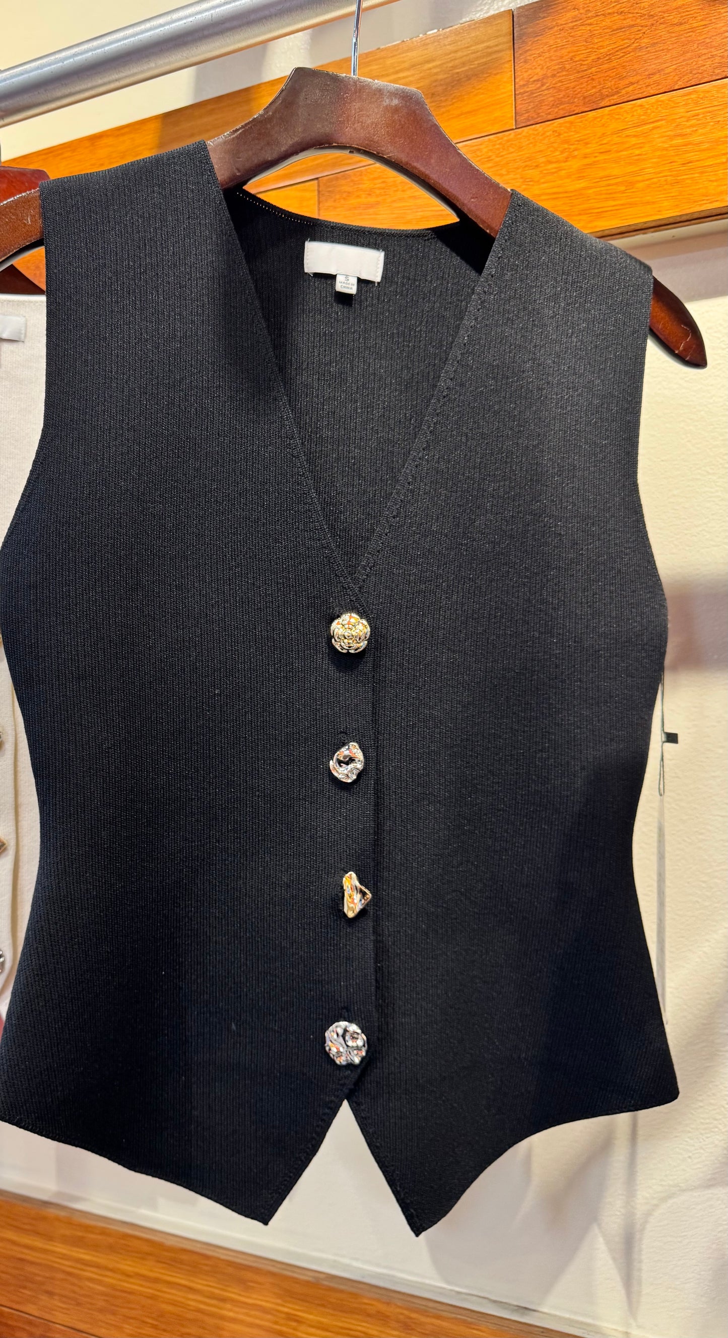 Emery Top